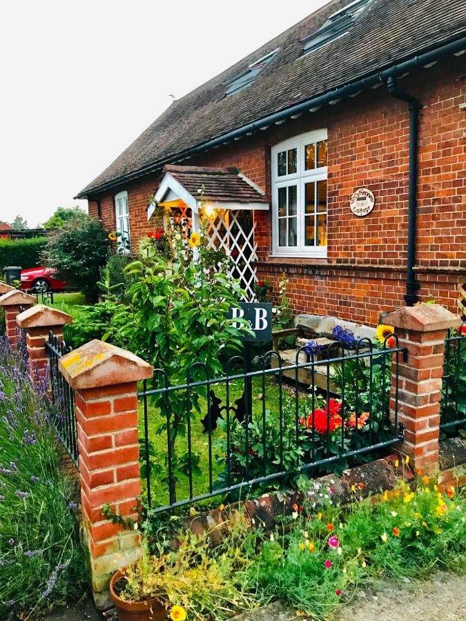 St.Catherine'S Cottage, The Old School House Long Melford Exteriör bild
